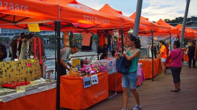 Photo courtesy: Sentosa Boardwalk Bazaar