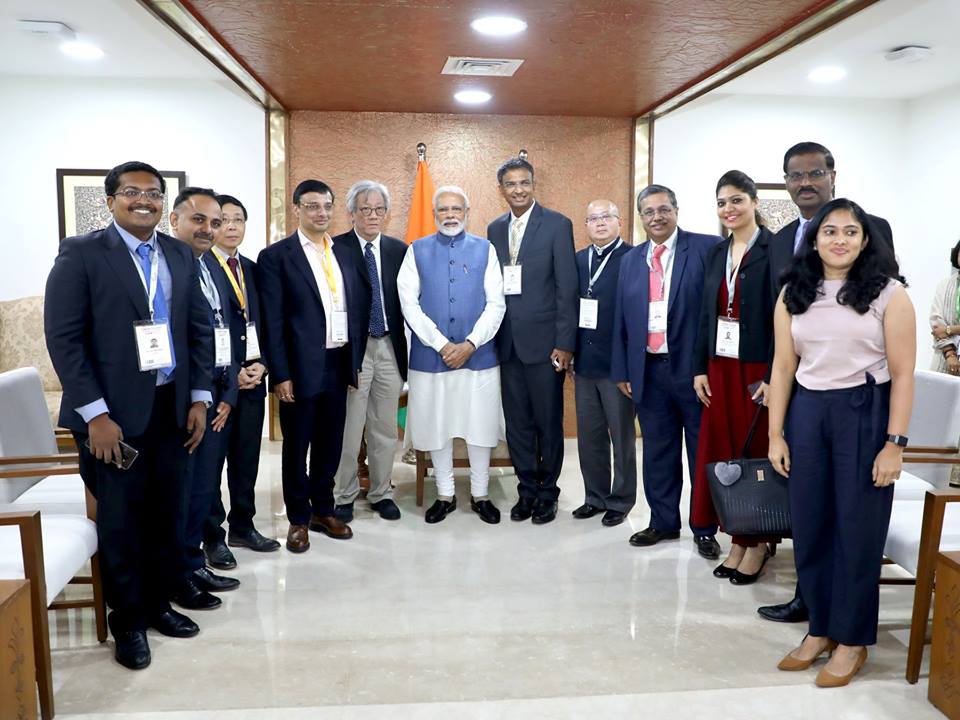 Delegation of Singapore Indian Chamber of Commerce & Industry (SICCI) along with Indian Prime Minister Narendra Modi during Vibrant Gujarat Global Summit organised at Gandhinagar. Photo courtesy: Facebook page of SICCI