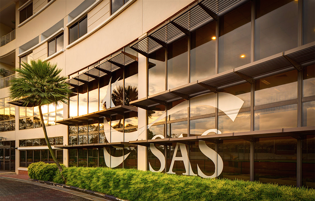  Singapore Amercian School's commitment to provide an international perspective is reflected in the curriculum, extensive service opportunities, and extra-curricular activities. Photo courtesy: SAS