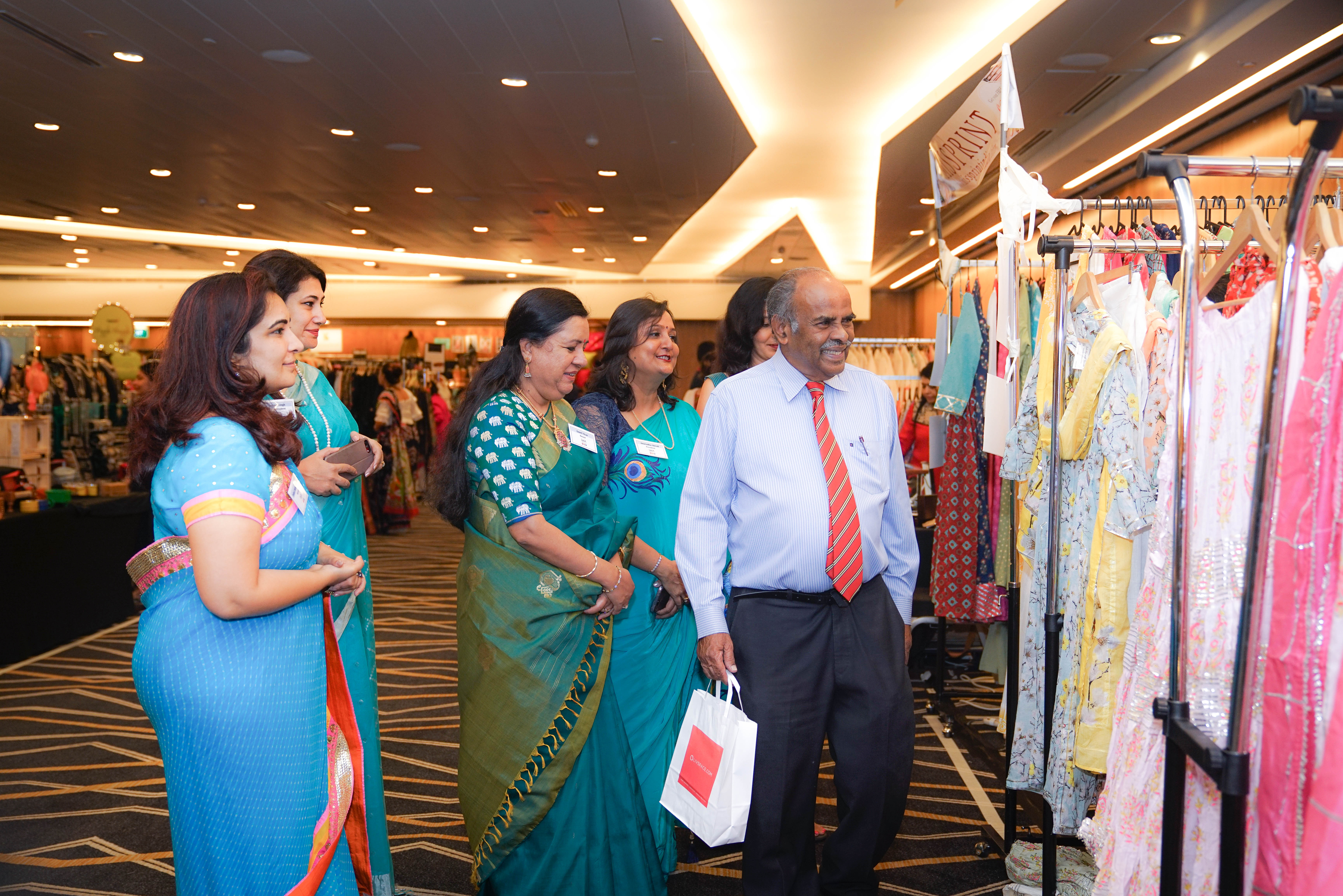 Ambassador Kesavapany looks pretty impressed with the beautiful sarees, don't you think? Photo courtesy: Gargi Mazumdar