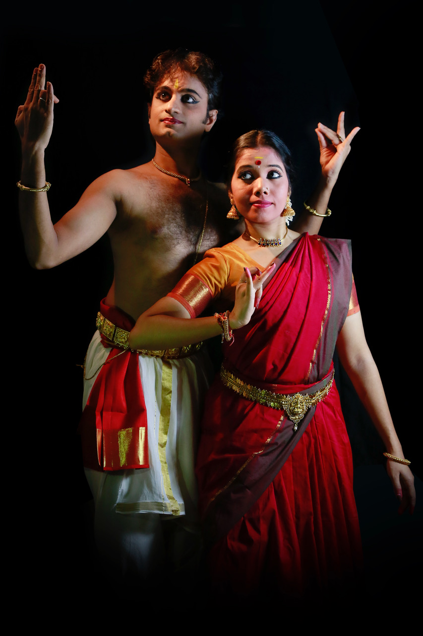 Bharatanatyam presentation 'Samyoga' will bring out the various emotions which are reflected through the love of a man and woman. Photo courtesy: Apsara Arts 