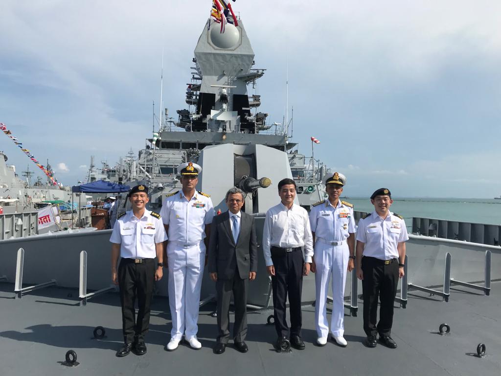 Senior Minister of State for Defence Heng Chee How, Indian High Commissioner to Singapore Jawed Ashraf and Deputy Chief of Naval Staff Vice Admiral MS Pawar an the deck of INS Kolkata at Singapore harbour. Photo courtesy High Commission of India, Singapore.
