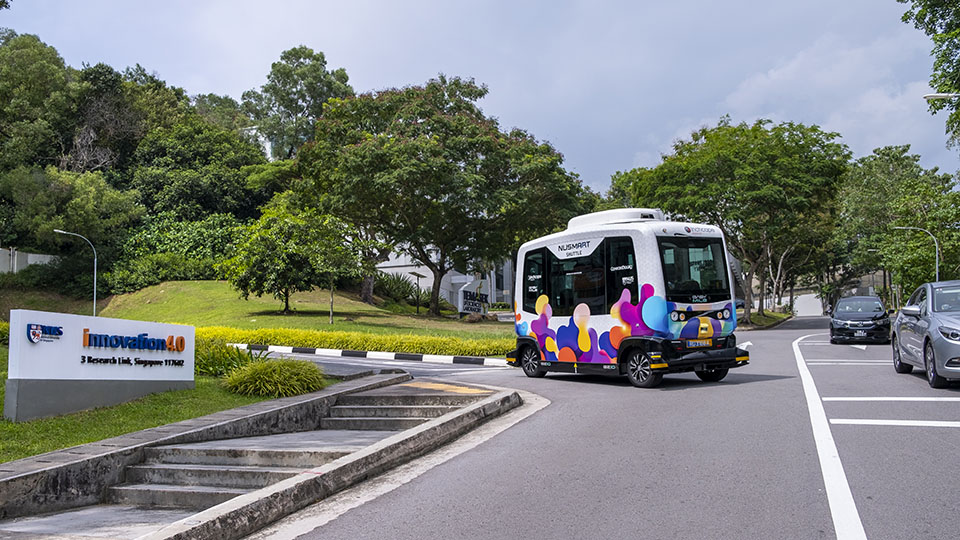 The autonomous NUSmart Shuttle will run alongside regular buses, cars and motorcycles in a year-long study which will begin on 25 May 2019. Photo courtesy: NUS 