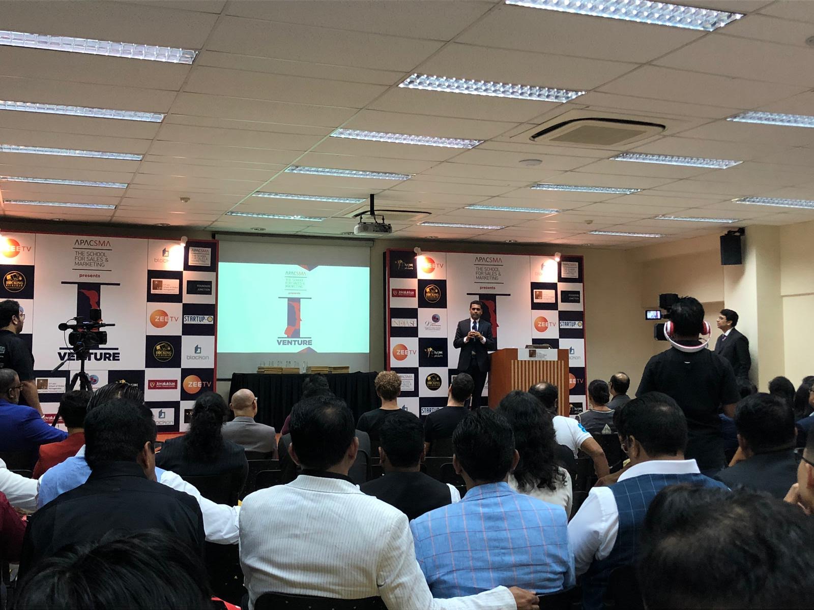 Mr. Ninand Despande, Deputy High Commissioner of India in Singapore addressing the crowd with his opening speech. Photo: Connected to India
