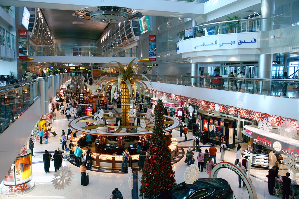  Dubai Airports recycles over 43,000 tonnes of paper, glass and other waste every year. Photo courtesy: Wikimedia