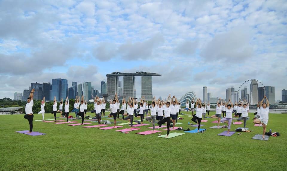 Yoga session held at the iconic Marina Barrage, with a splendid view of Marina Bay. Photo courtesy: High Commission of India, Singapore