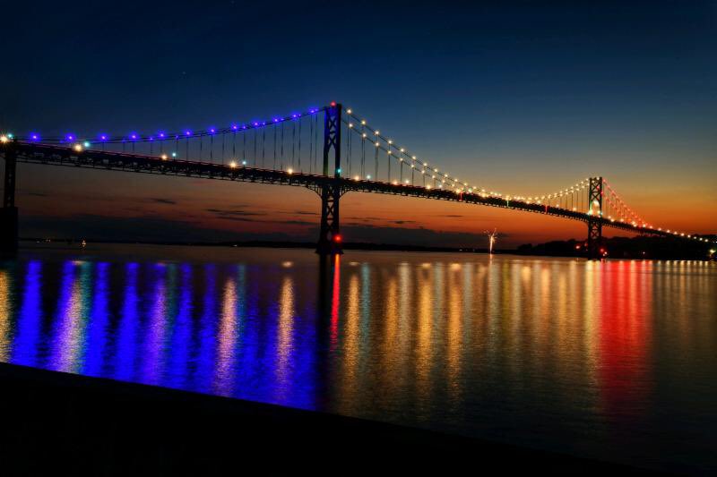 The Hope Bridge, lit up in American flag colours. Photo courtesy: Twitter/@CarolineGoggin