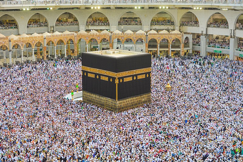 Thousands of Muslims from all over the world travel to Mecca in Saudi Arabia for Haj every year. Photo courtesy: Wikimedia