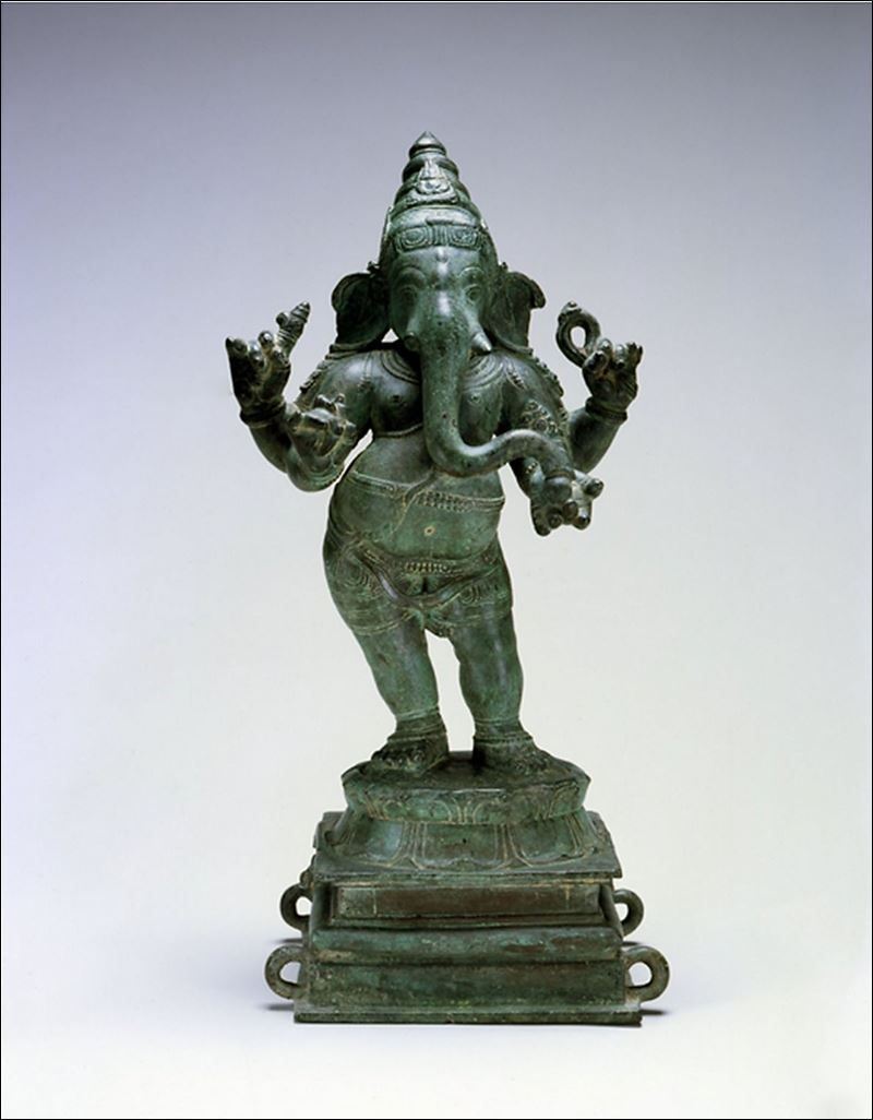 Some of the still-missing works from India include a bronze sculpture of Shiva Nataraja (Lord of the Dance) valued at USD 5 million, a grey schist statue of Garuda Seizing a Nagini, valued at USD 650,000, and a bronze statue of a Standing Jina valued at USD 750,000.