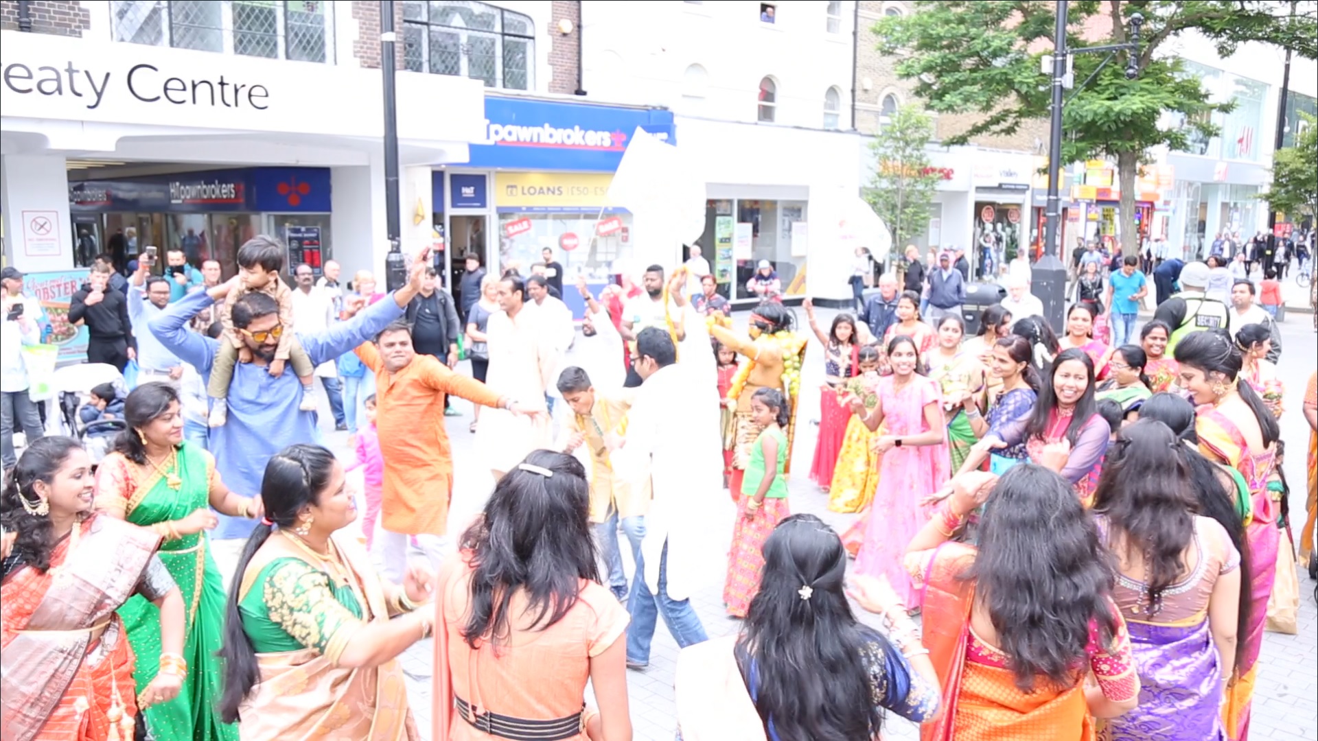 Women were seen carrying ‘Bonam’ - an offering of rice cooked with milk and jaggery, placed in a new brass or earthen pot adorned with Neem leaves, turmeric, vermilion and a lit lamp on top - across several streets of London. 