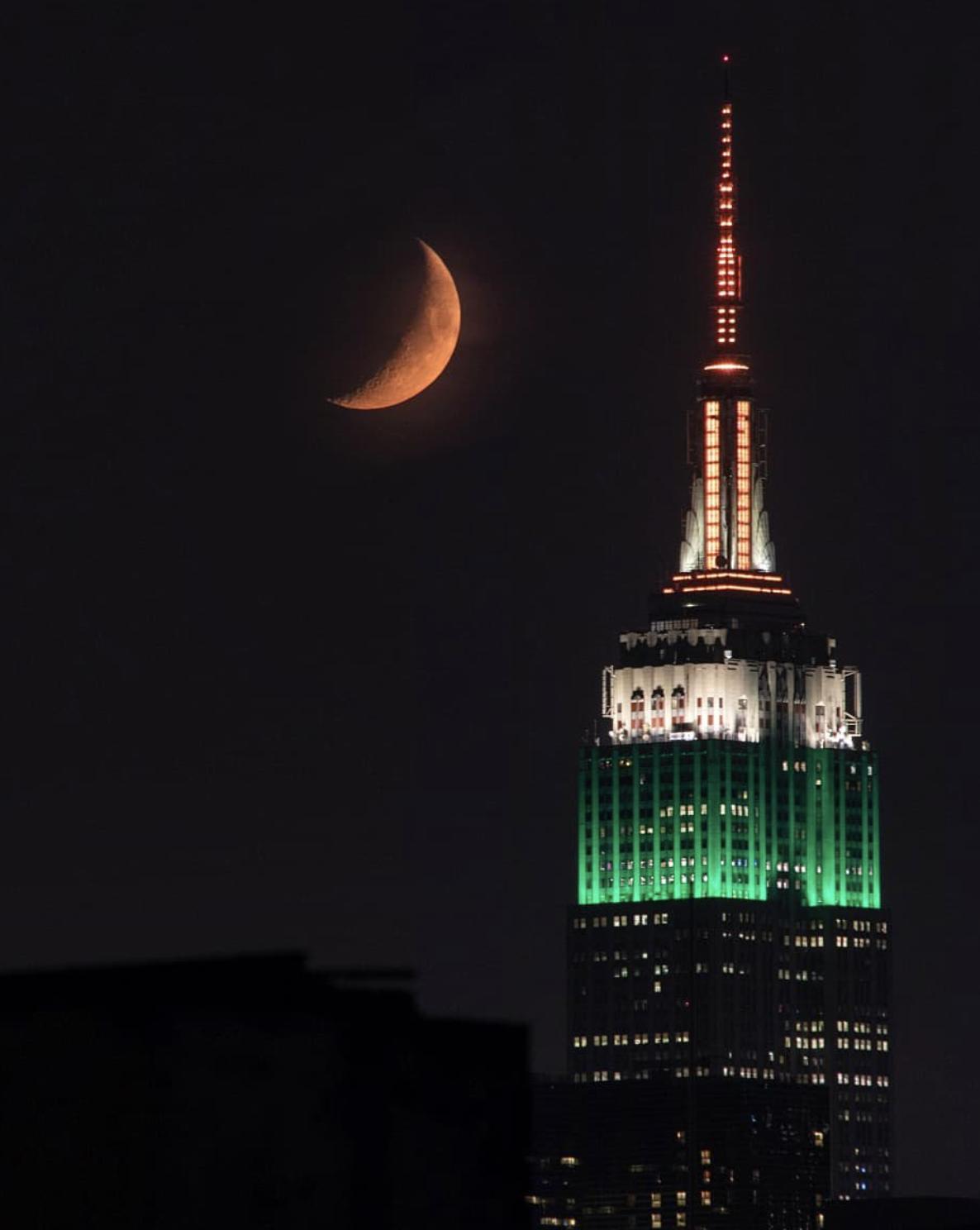 New York's Empire State Building lit up in the Indian tricolour. Photo courtesy: Twitter/@EmpireStateBldg