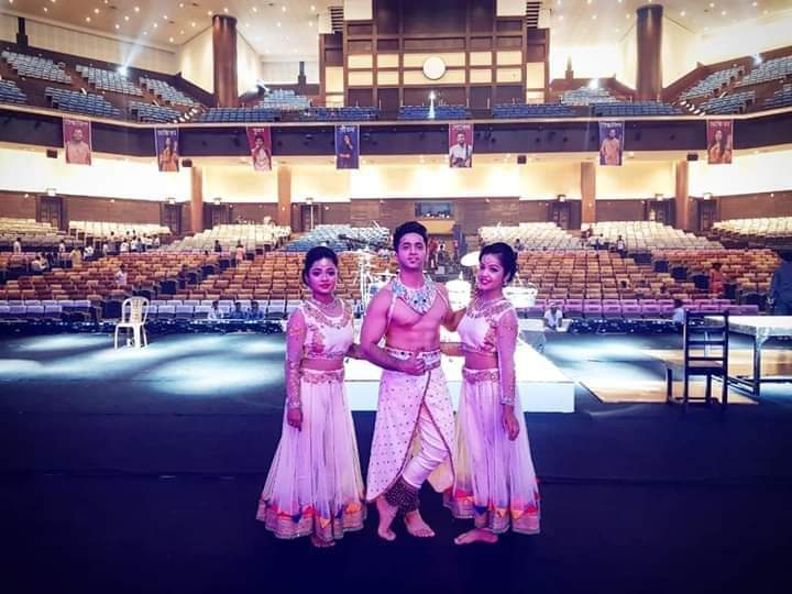 Photo courtesy: S&R Dance & Events