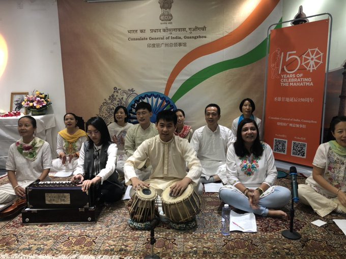 Consulate General of India, Guangzhou and Indian community sang Raghupati Raghav Arja Ram @cgiguangzhou