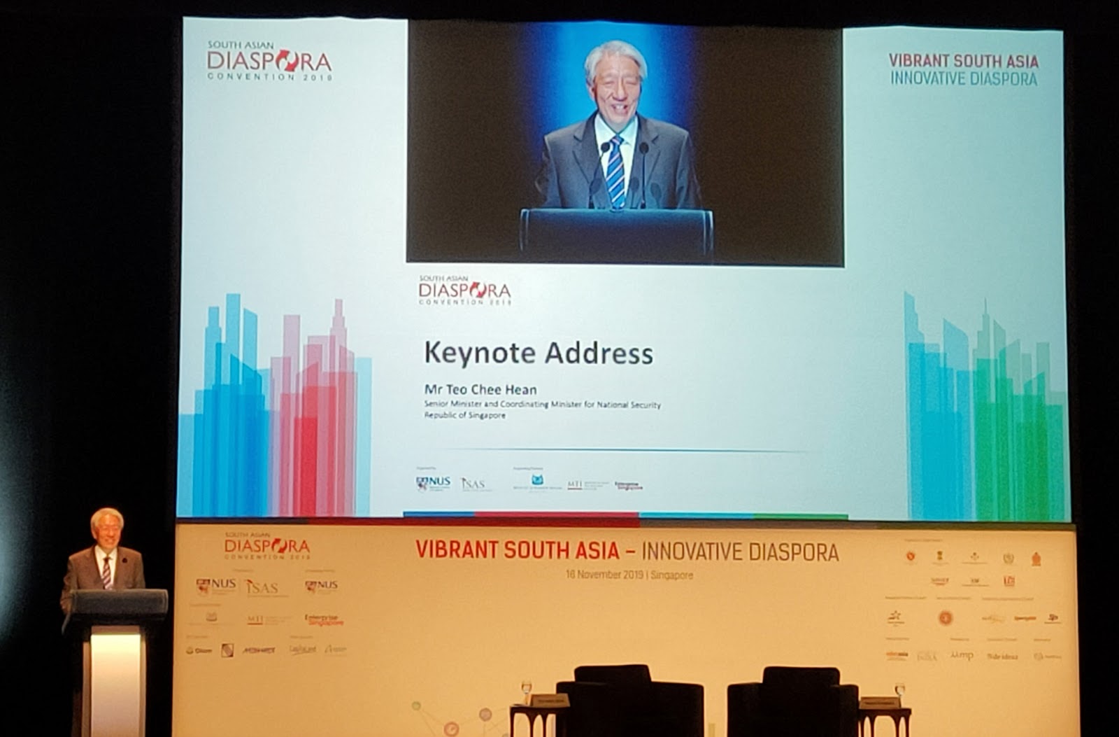SM Teo Chee Hean in his keynote touched upon gap between education and employment, the opportunities and exposure available and said the quality of experience of interning abroad is more important than numbers. Photo: Connected to India 