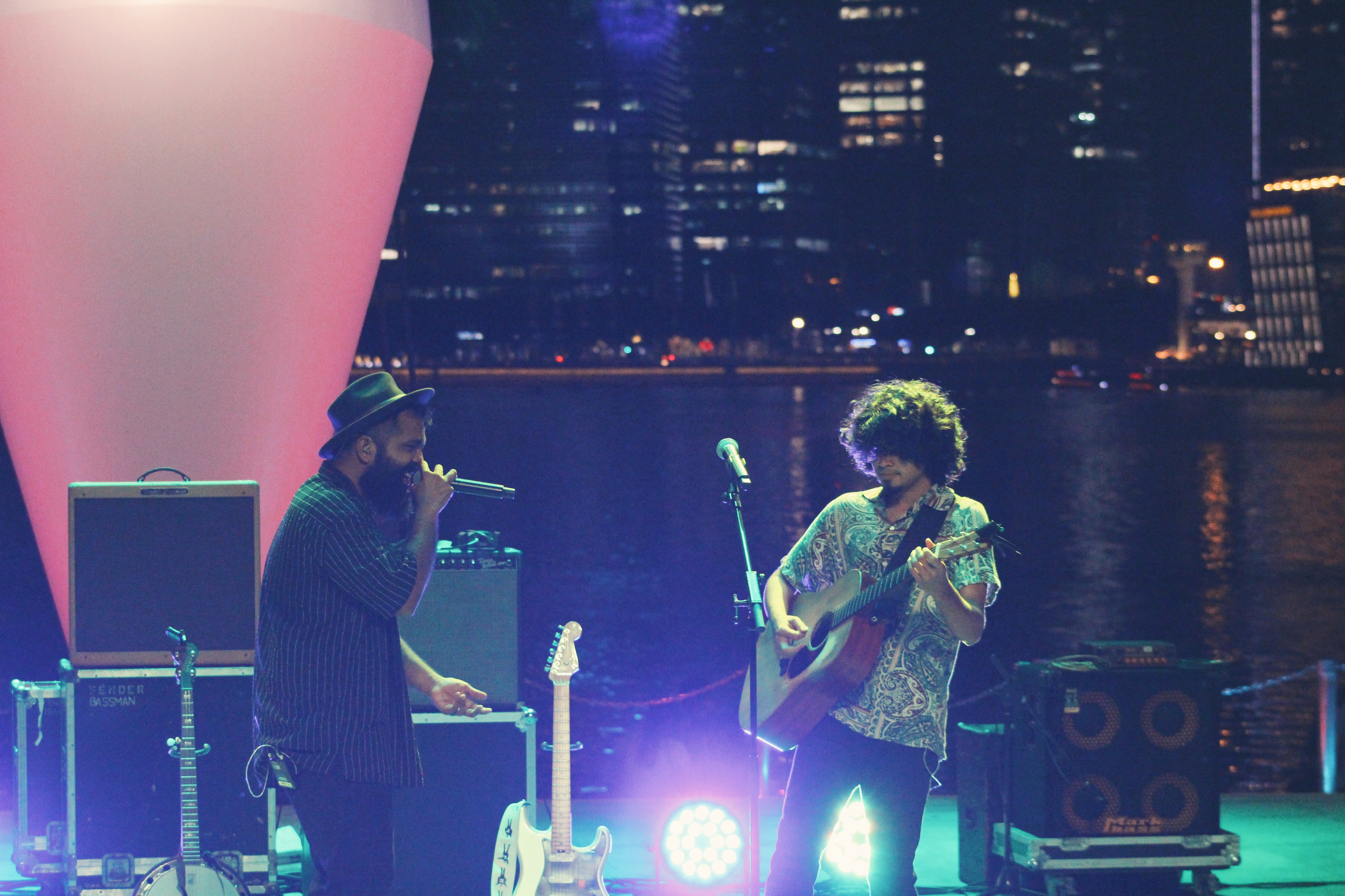 The band has got amazing onstage chemistry! Photo: Connected to India