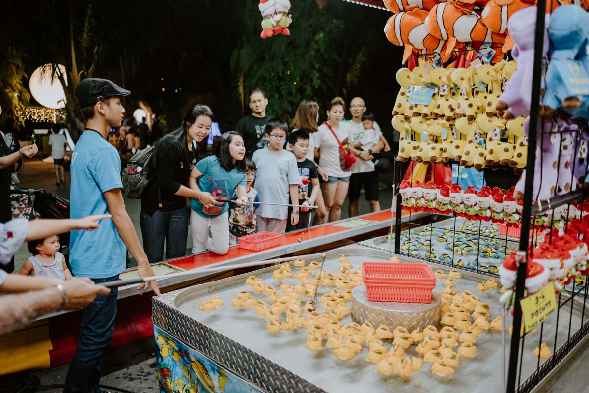18 traditional carnival games and rides are available throughout the fairground, for the little ones, and the child in you! Photo courtesy: Christmas Wonderland