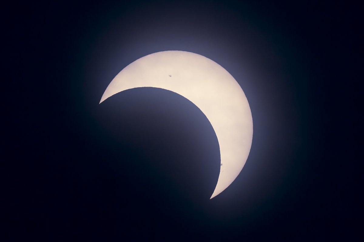 The rare astronomical phenomenon of an annular solar eclipse returned to the UAE after 172 years and the Burj Khalifa Observation deck was the perfect vantage point. Photo Courtesy: Dubai Astronomy Twitter