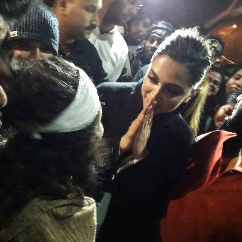 Actress Deepika Padukone met JNUSU president Aishe Ghosh two days after the mob attack on the university's campus. Photo courtesy: Twitter