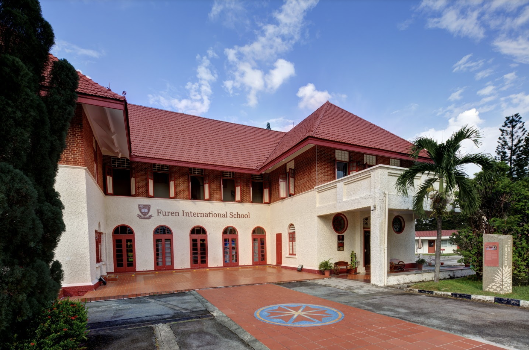 The Former Admiralty House (now Canberra House). Photo courtesy: NHB