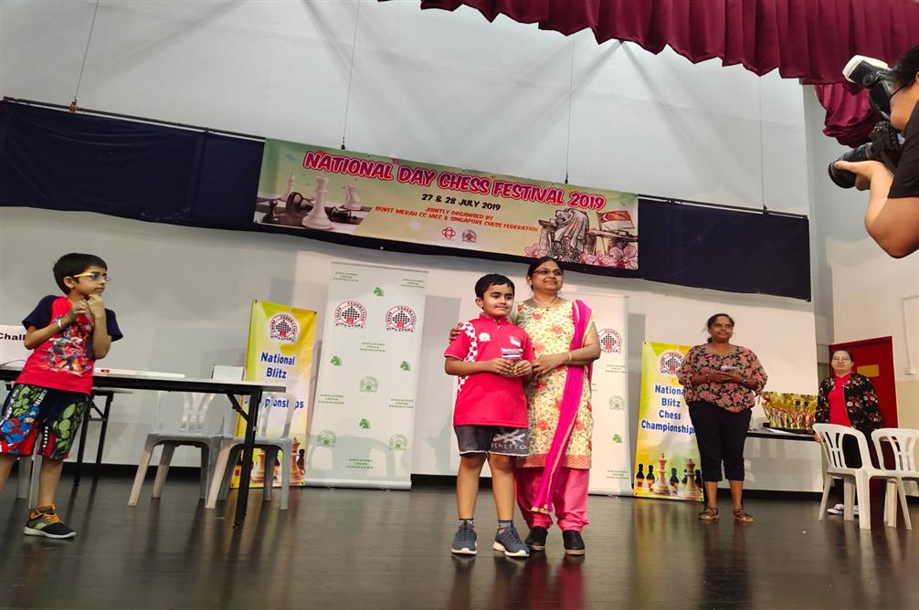 Grade 2 GIIS SMART Campus student Nivaan Khandhadia won the first prize in Boys U8 category at the Singapore National Blitz Chess Championships 2019, held on July 27. Photo courtesy: GIIS 