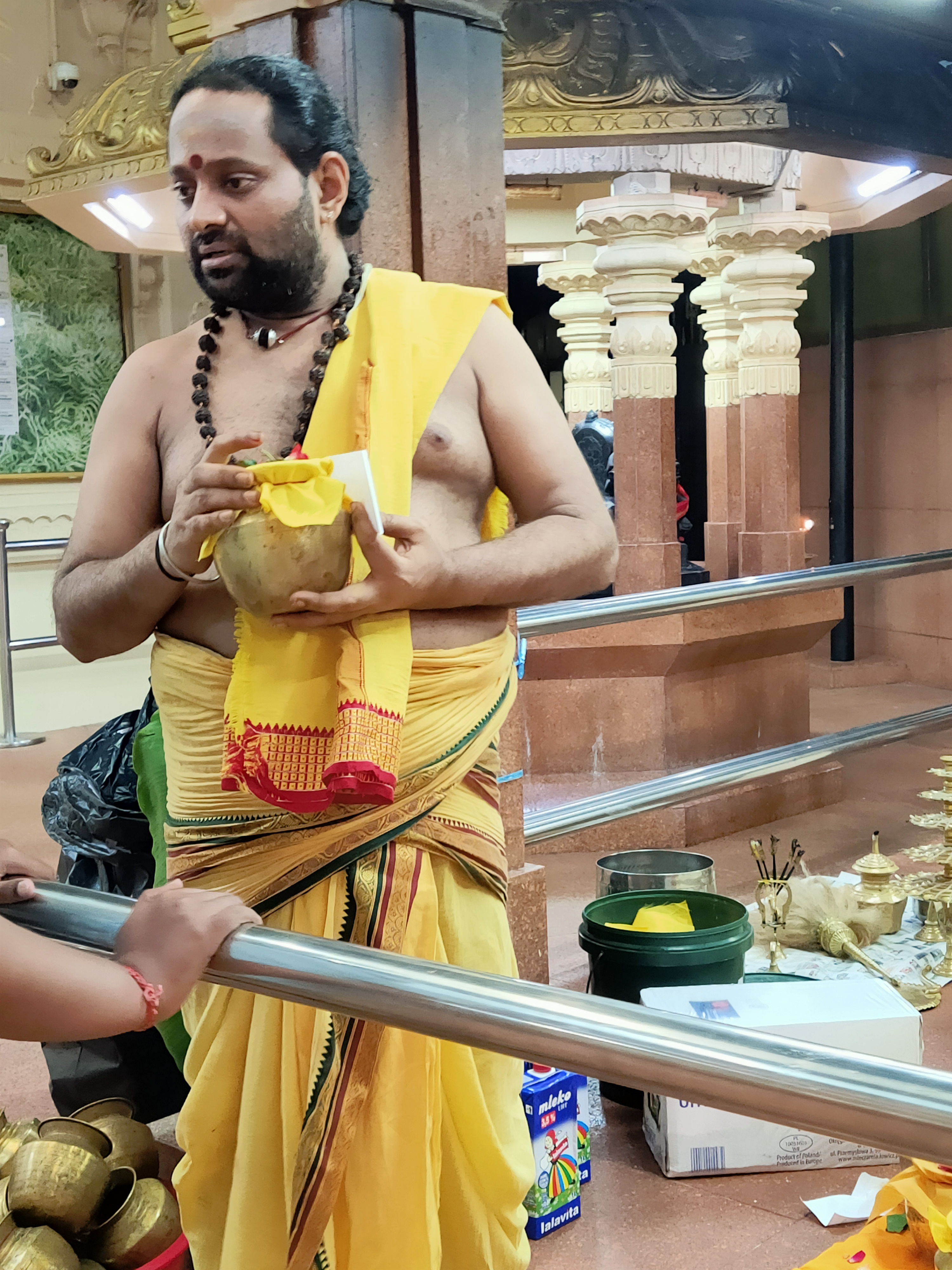  Photo:Connected to India