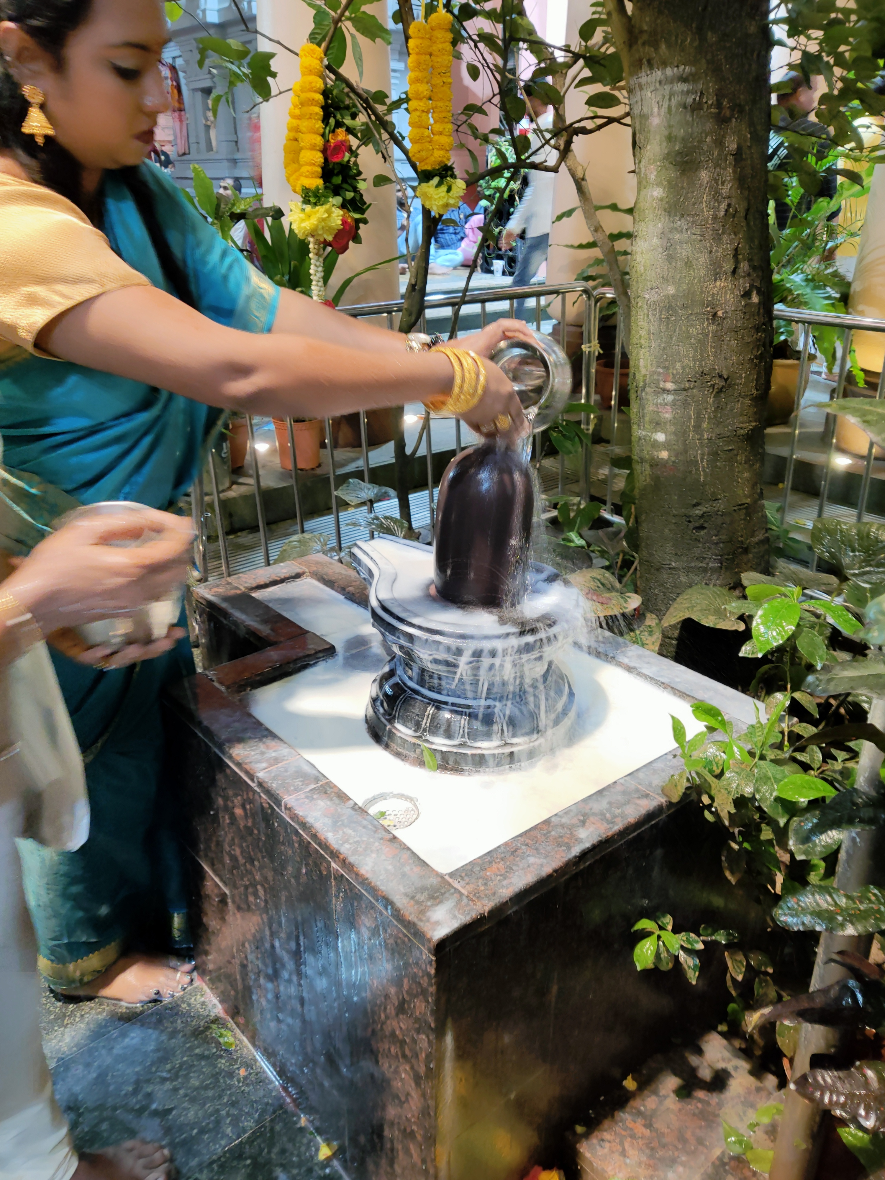 Photo:Connected to India