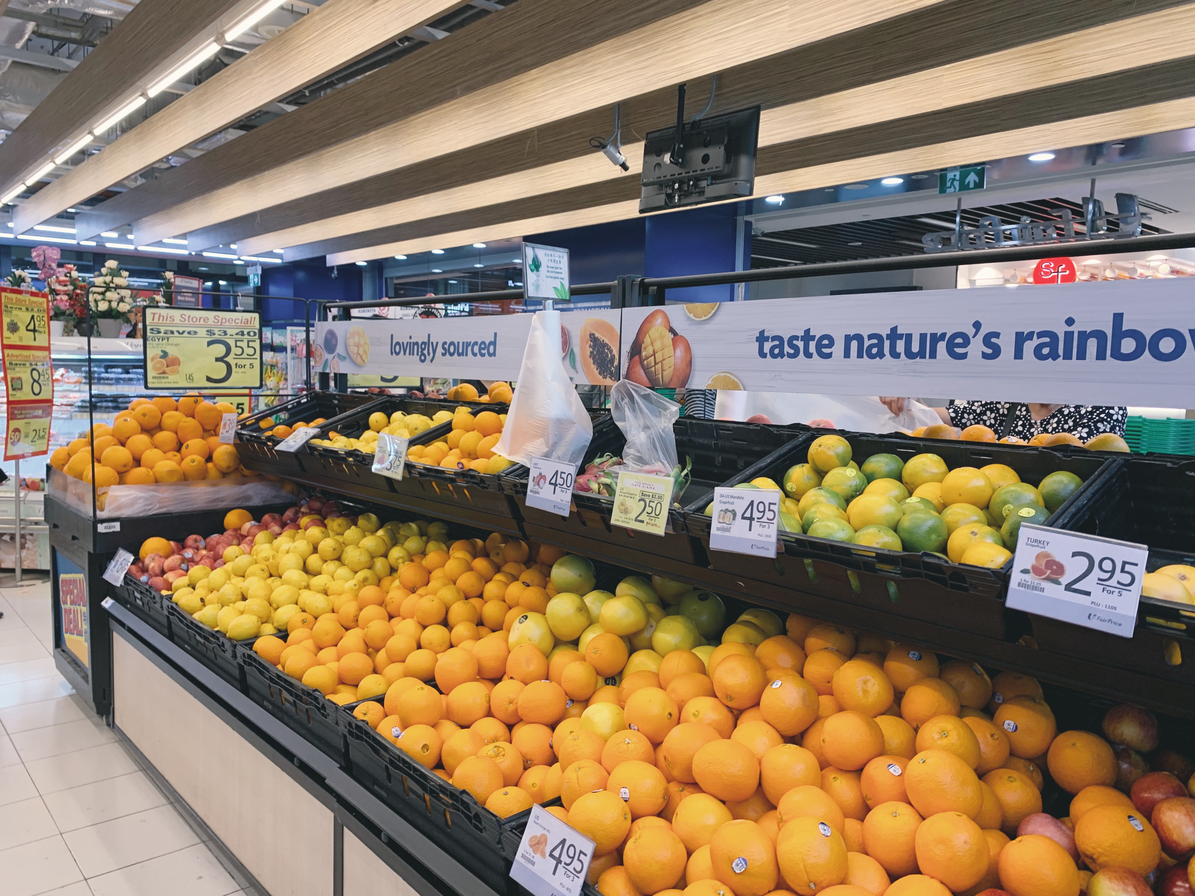 Singapore Prime Minister Lee Hsien Loong said the flow of goods – including food supplies – between Singapore and Malaysia will not be affected during the partial lockdown from March 18 to 31. Photo: Connected to India