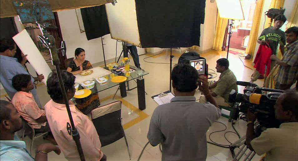 The Indian film and television industry employs hundreds of such people who are paid according to their 8-hour shifts on a particular film or television set. Photo Courtesy: Facebook