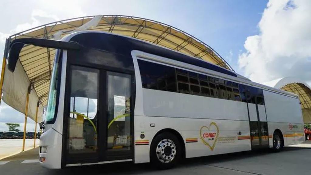 COVID-19 Multi-Passenger Enhanced Transporter (COMET MAXI) will help facilitate the mass transfer of passengers between facilities – including hospitals, dormitories and various community facilities. Photo courtesy: SMRT 