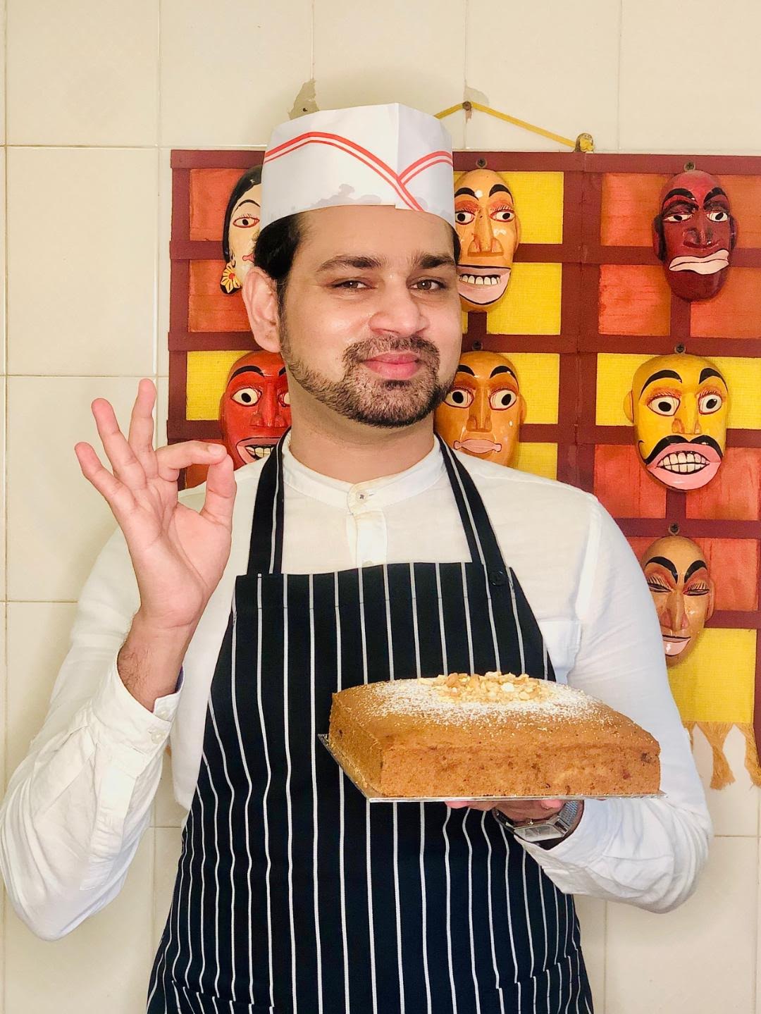 Bharatanatyam dance artiste Mohanapriyan Thavarajah has been baking up a storm to help folk artists in India. Photo courtesy: Mohanapriyan Thavarajah