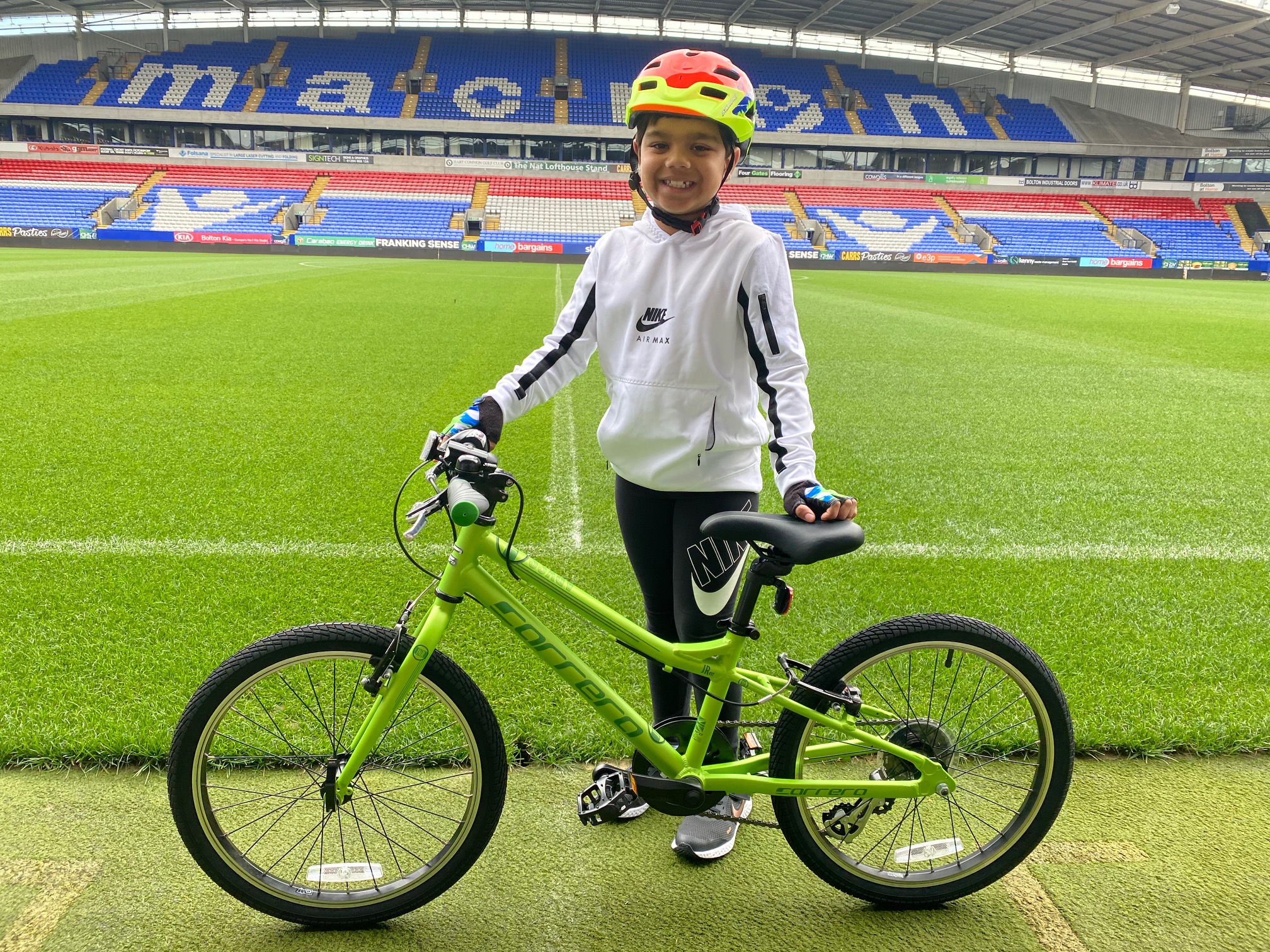 Combining his two favourite hobbies in the #FitforLit fundraising challenge, Milan cycled 50 laps a day – one lap for every book he read during lockdown – around the University of Bolton Stadium  till he reached the set target.