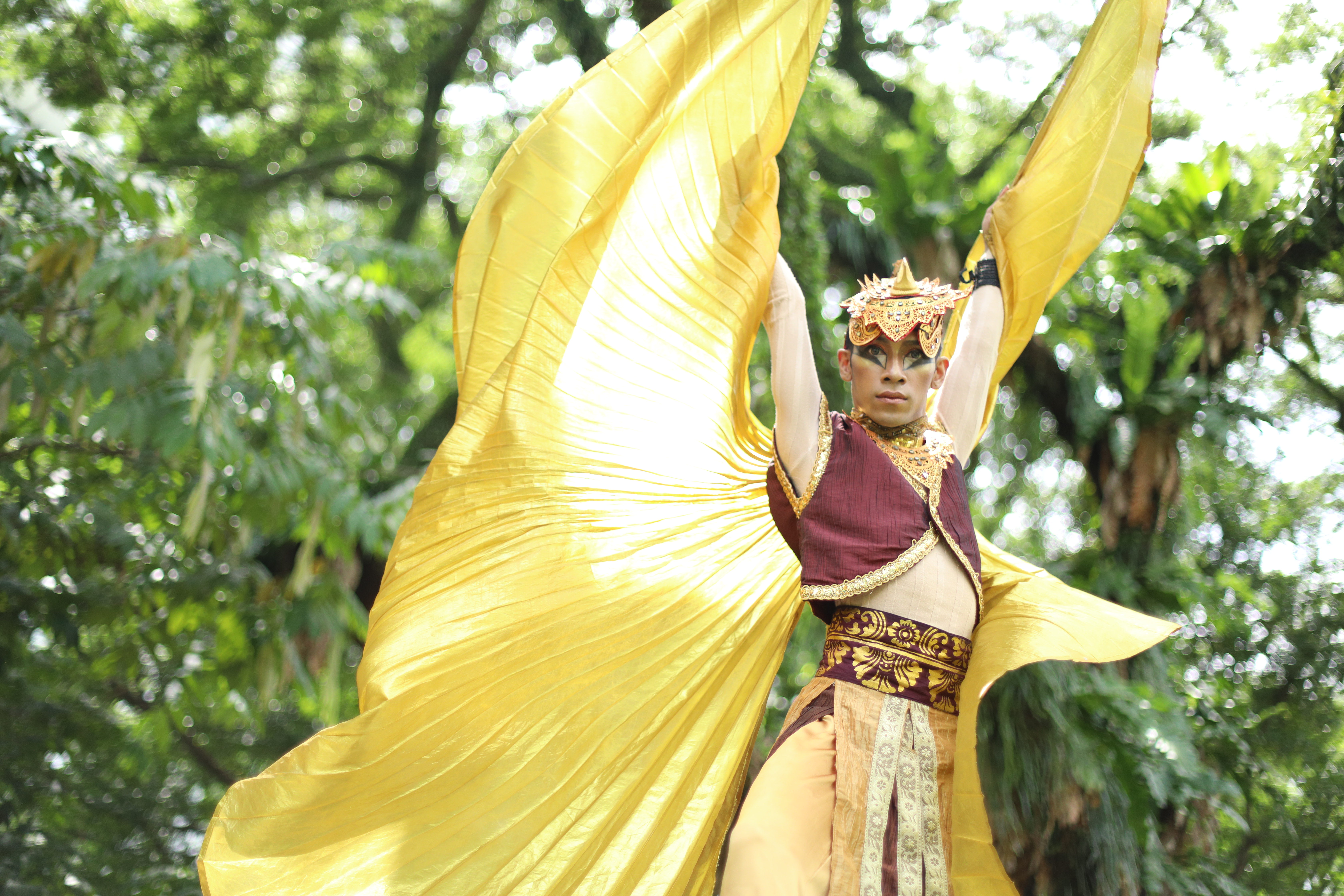 Mohammed Sharul uniquely identified the movements for the mystical bird Jatayu through his Malay dance practice. Photo Courtesy: MDT