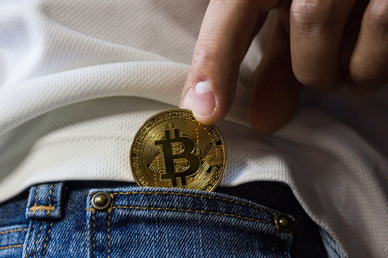 Cryptocurrency trading is lucrative because it opens up a world of opportunities to buyers and sellers. 