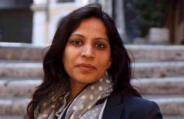 Indian-origin academician Swati Dhingra. Photo courtesy: Twitter/@swatdhingraLSE