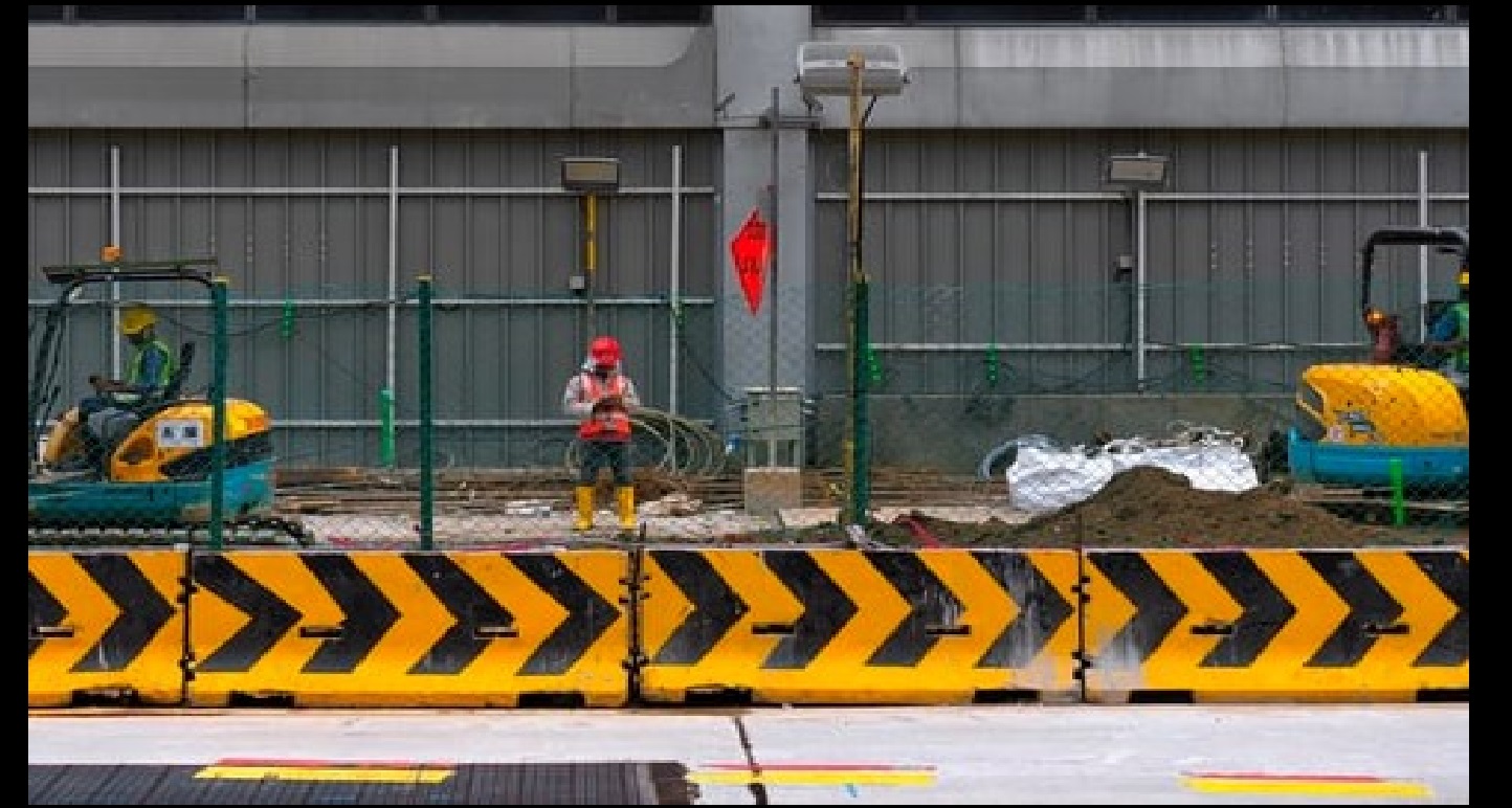 Newly arriving foreign workers in Singapore to complete additional 7 day at designated facility after 14-Day Stay-Home Notice. Photo Courtesy: Unsplash.com