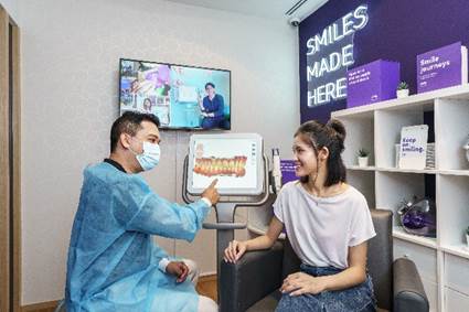 The SmileGuides process includes creating a digital image of the customer’s teeth using 3D scanning technology and an in-person consultation with a Singapore registered dentist or orthodontist after the scan.