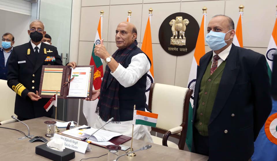  India's Minister of Defence Rajnath Singh (centre) co-chairing the 5th India-Singapore Defence Ministers’ Dialogue (DMD) with Singapore's Minister for Defence Dr Ng Eng Hen over video conferencing. Photo Courtesy:Ministry of Defence India