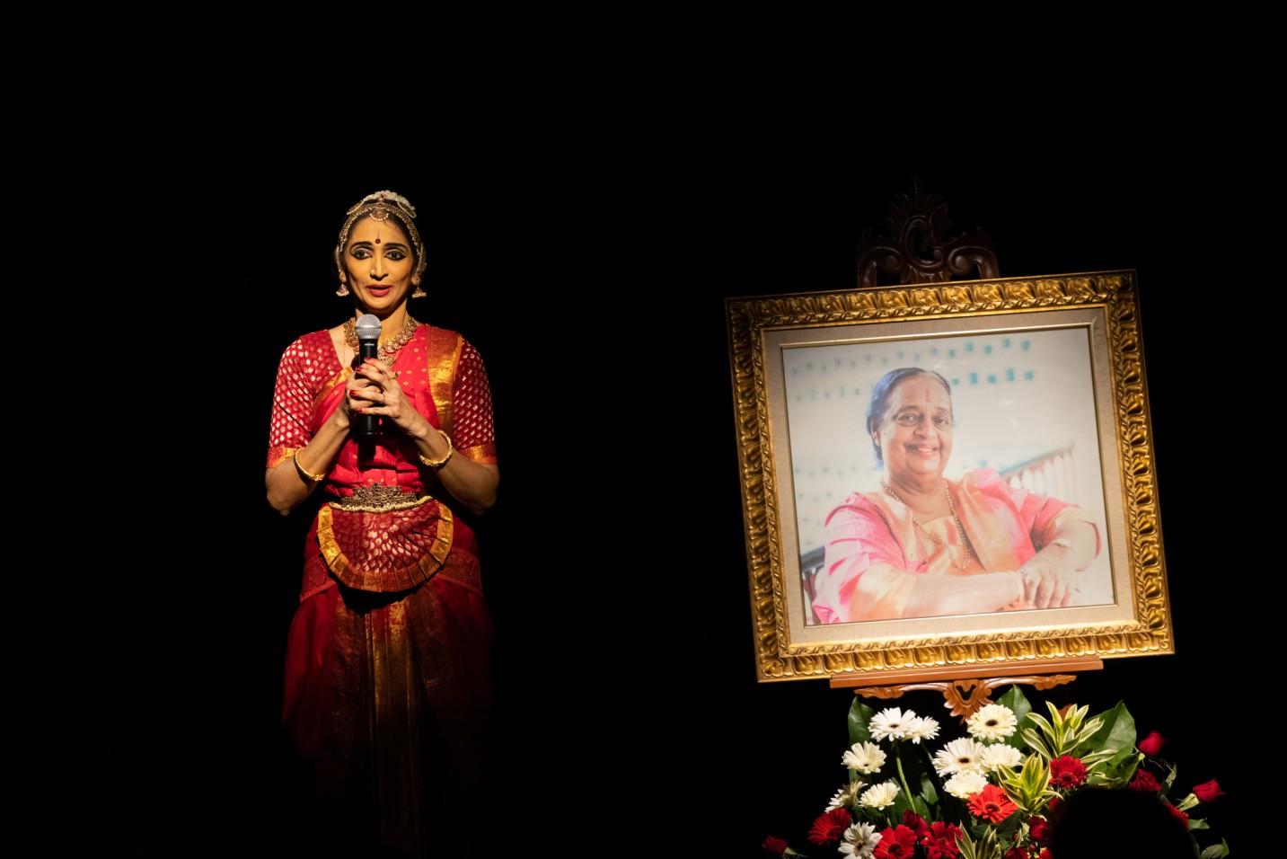 A thematic solo Bharatanatyam at the close of the Remembering Neila Sathyalingam Day. Photo Courtesy: Apsaras Arts