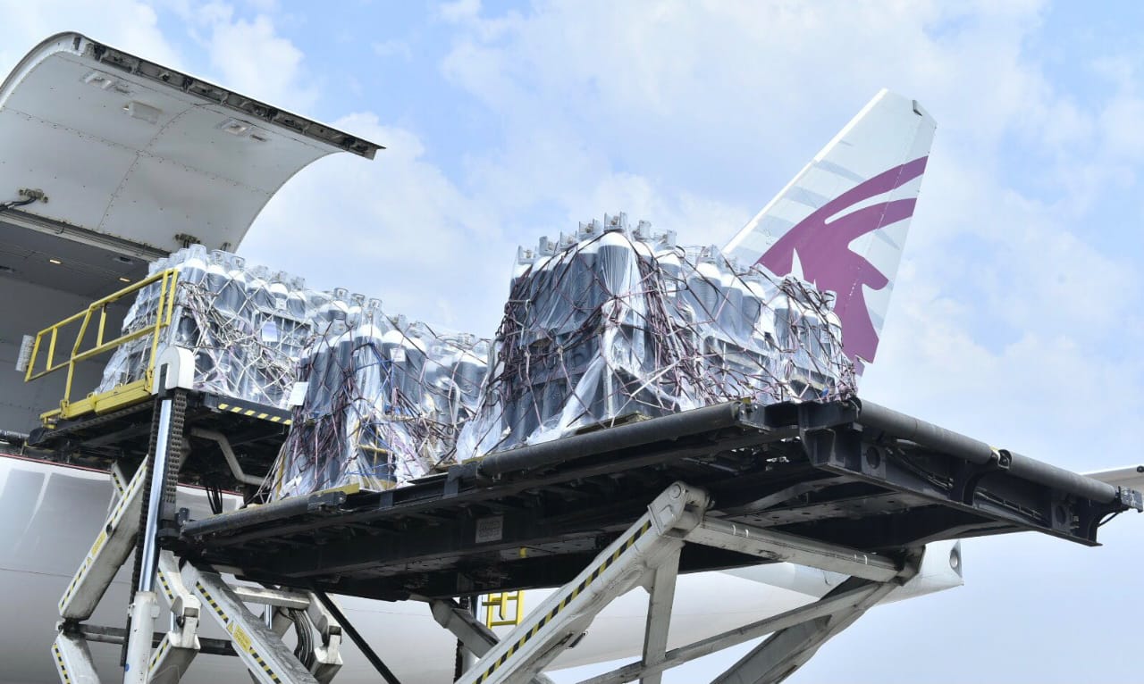 1350 oxygen cylinders from the United Kingdom, part of their contribution of 5000 oxygen cylinders. Photo courtesy: MEA