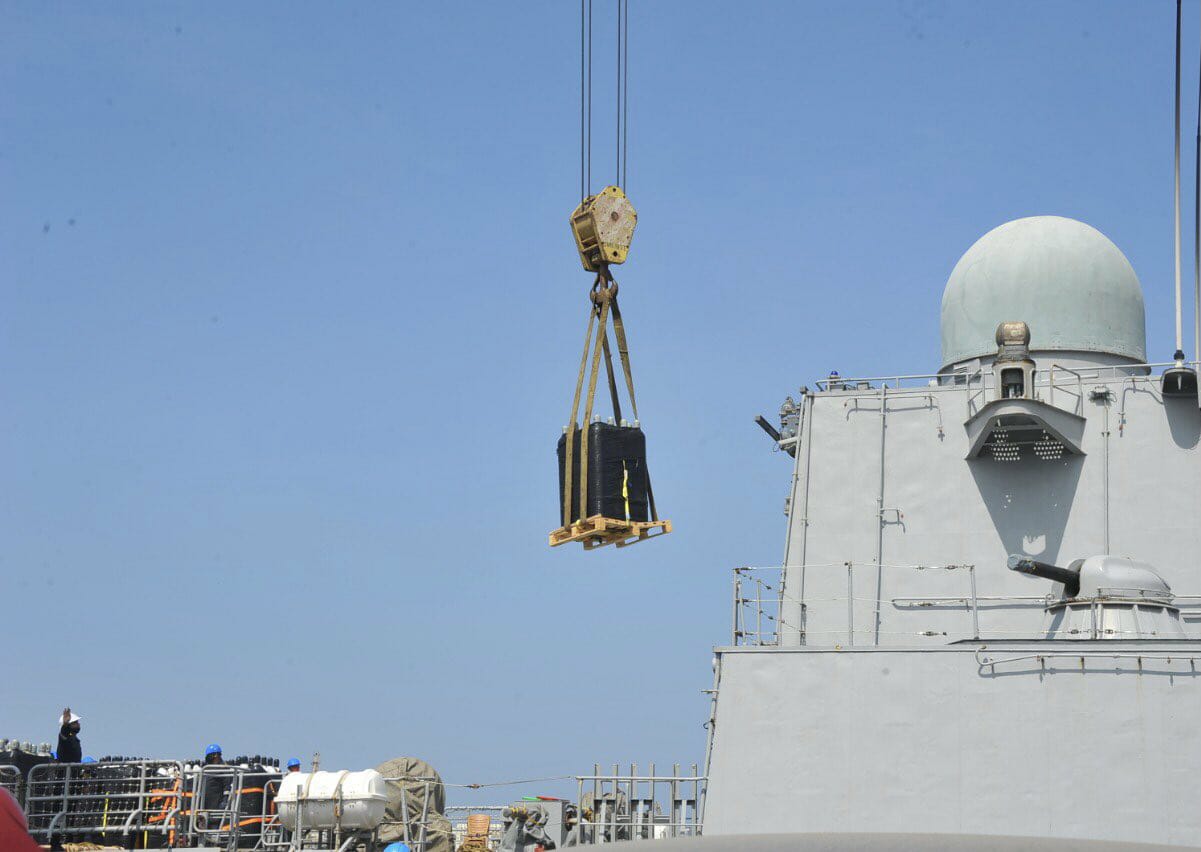 Qatar in collaboration with French Embassy sent liquid oxygen. Photo courtesy: MEA