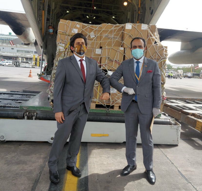 Shipment of 36 ventilators, vital medicines & other medical equipment as well as 30 oxygen concentrators and 100 oxygen cylinders from the Indian community in Oman. Photo courtesy: MEA
