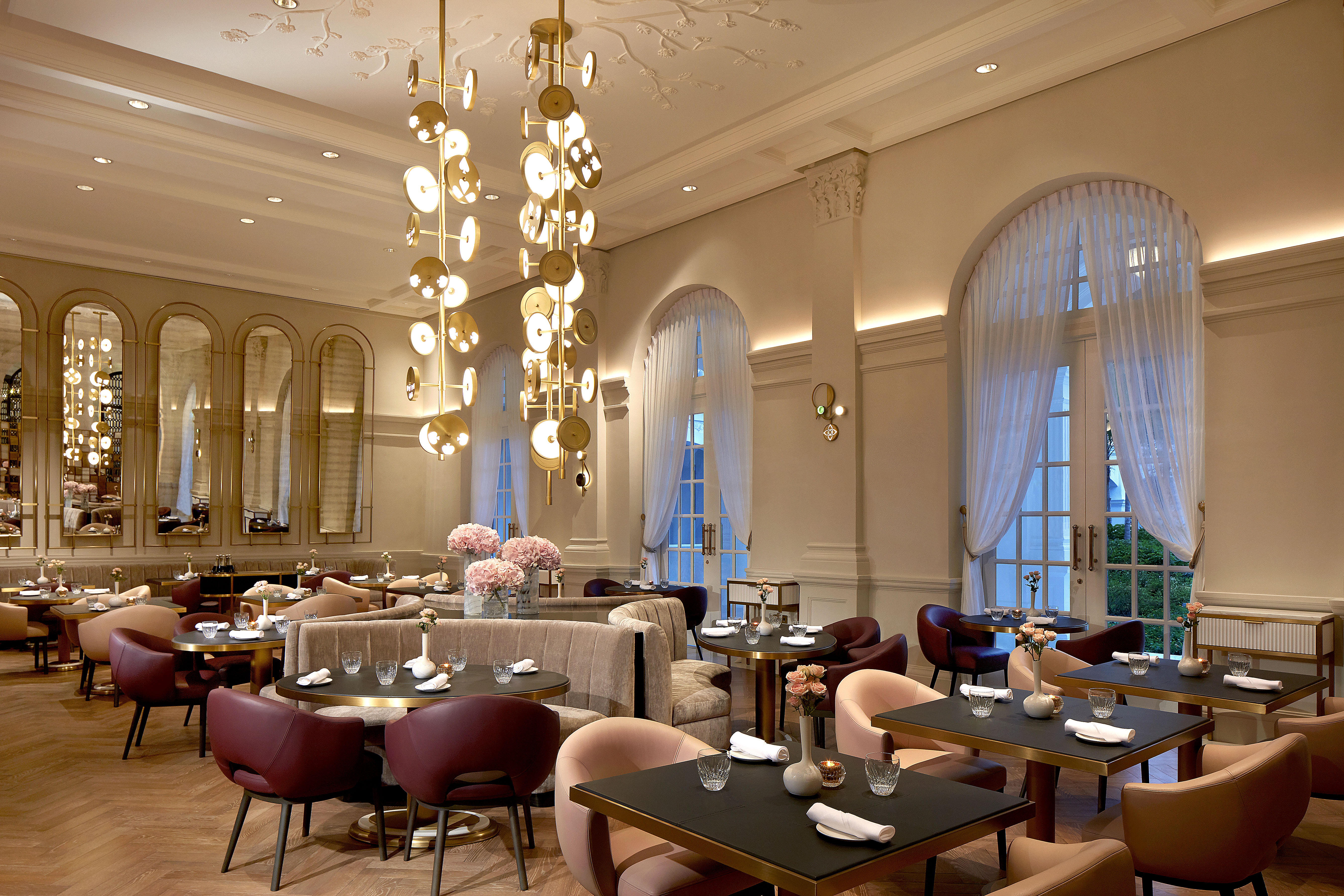 These 6-course Elegance and a 5-course Experience menus are available for lunch and dinner at La Dame de Pic.