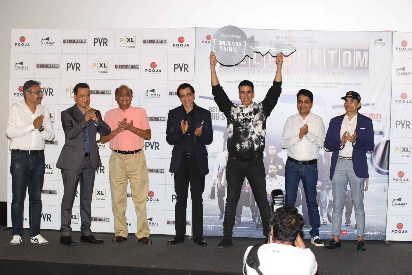 Akshay Kumar unlock the cinemas
