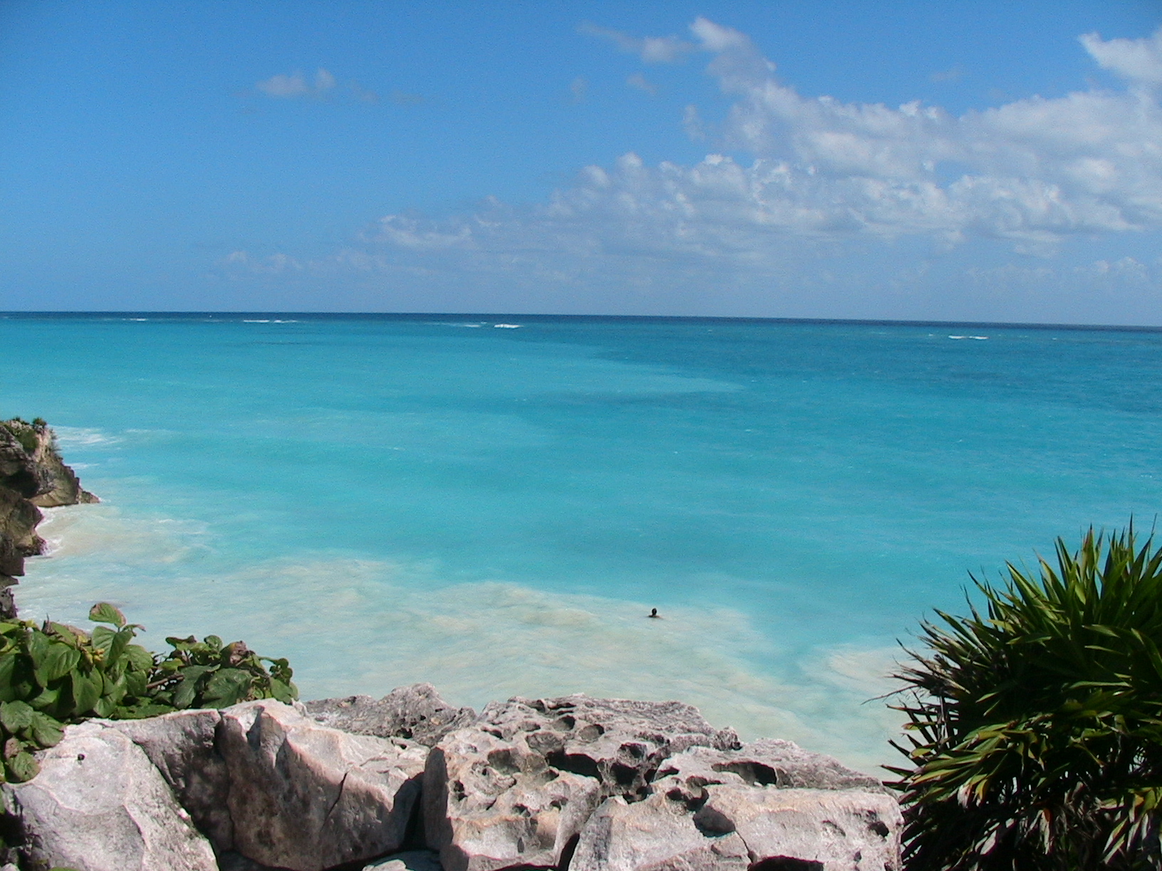 The pandemic has got us all stuck in our homes and this created stress and anxiety. What other way to get relieved of it than going for a vacation to Mexico?