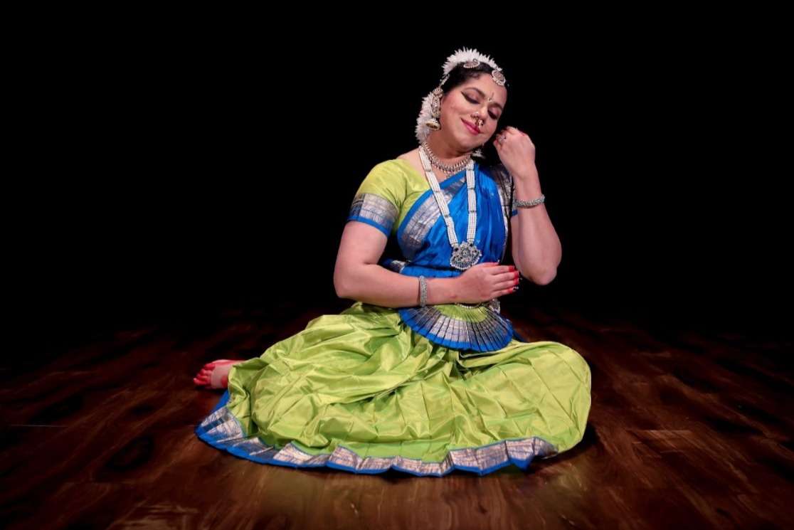 Aparna’s latest project is a 45-minute Bharatanatyam production ‘Amma- Journey of a new mother’. 