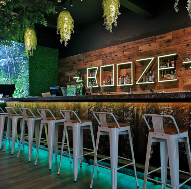 HIPPIES Bar & Grill, Singapore