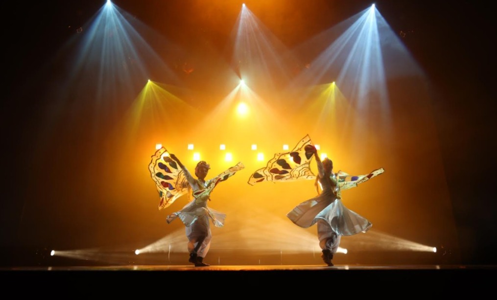 Touching upon the unique points of blending Indian and Chinese cultures, Meenakshy said that both have a very rich heritage and blending the two creates something beautiful and unique.