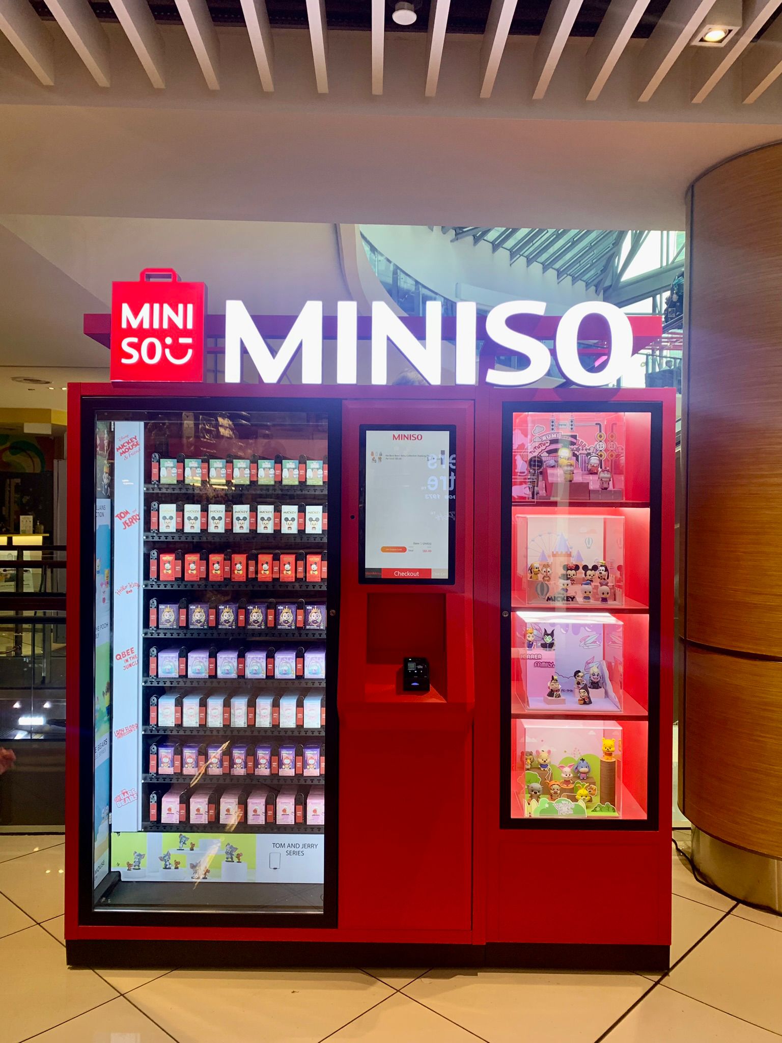 MINISO Vending Machine