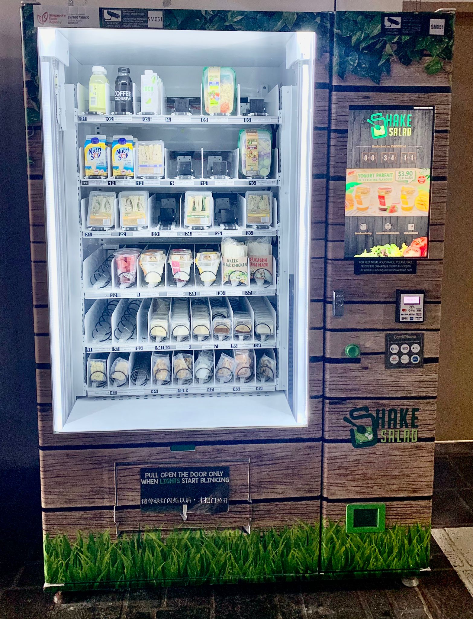Healthy food vending machine