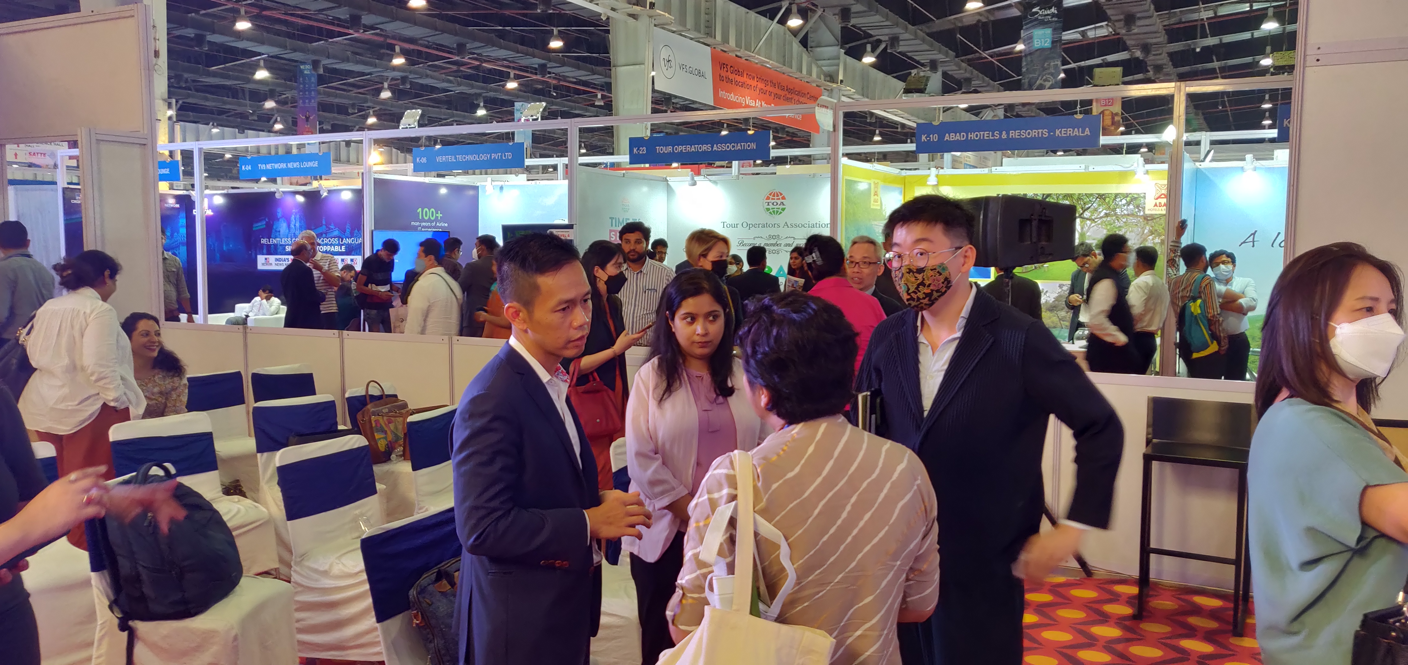 Singapore started welcoming all vaccinated travellers with no quarantine/testing requirements from April 2022.